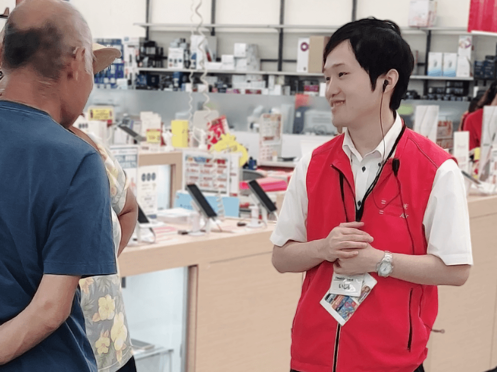 スタッフインタビュー